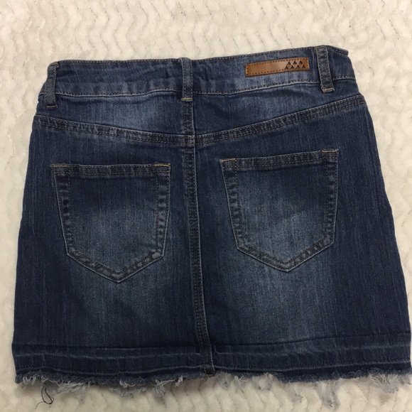 Dollhouse Jean mini skirt - size 1 - Picture 6 of 8